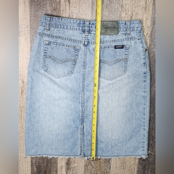 Vintage 90s Y2K   Squeeze Acid Wash Denim Skirt By Stephen Hardy  Size 3 / 4 - Picture 3 of 10